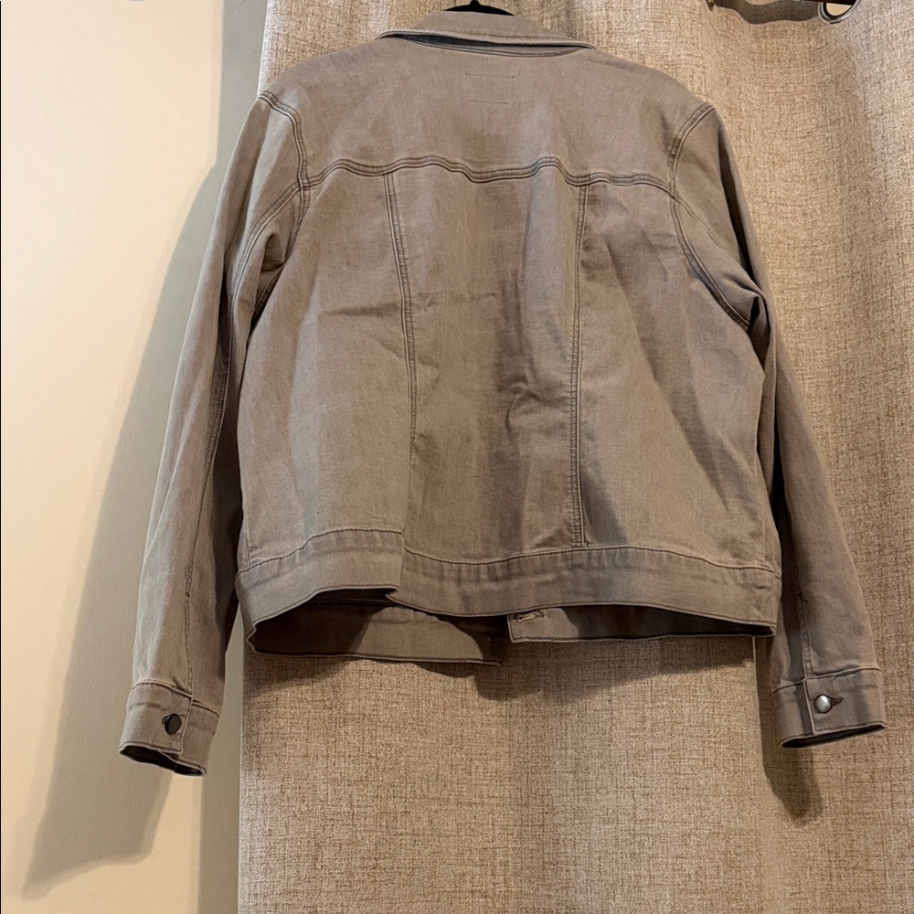 Market & Spruce Classic Women's Grey Denim Jacket 2X - Picture 2 of 3